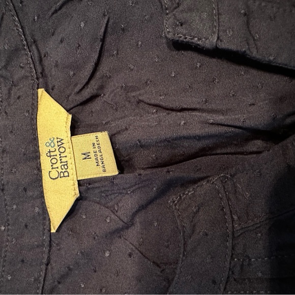 NWT Croft & Barrow Dark Blue Sleeveless Blouse - Picture 3 of 5